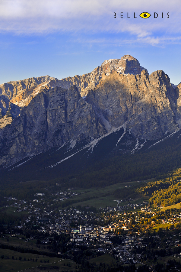 10D368 Cortina d'Ampezzo valley