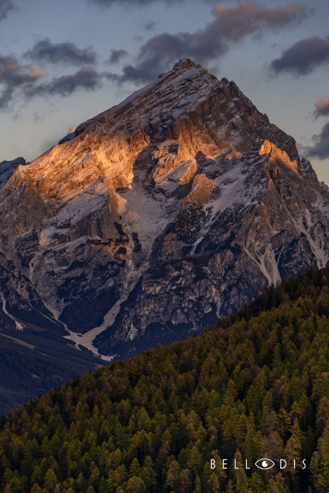 170846  Autumn sunset on the Dolomites